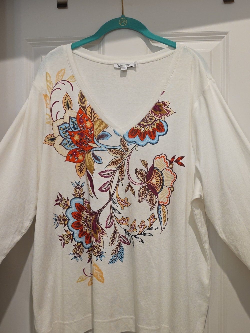 NWOT Chico's Paisley Floral Paisley V-Neck Tunic Size 4